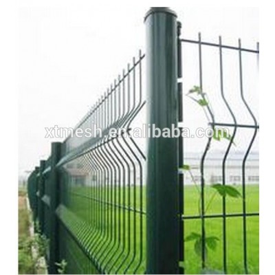 China supplier wire mesh fence/plastic chain link welded fence/safety metal garden fence